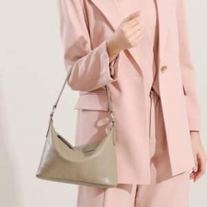 vintage leather shoulder bag