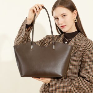 commuter leather tote