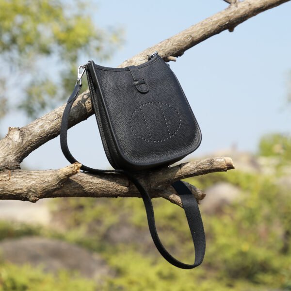 JJSY4129 Mini Genuine Leather Saddle Bag — Versatile Crossbody