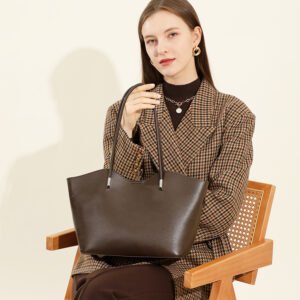 large capacity leather bag