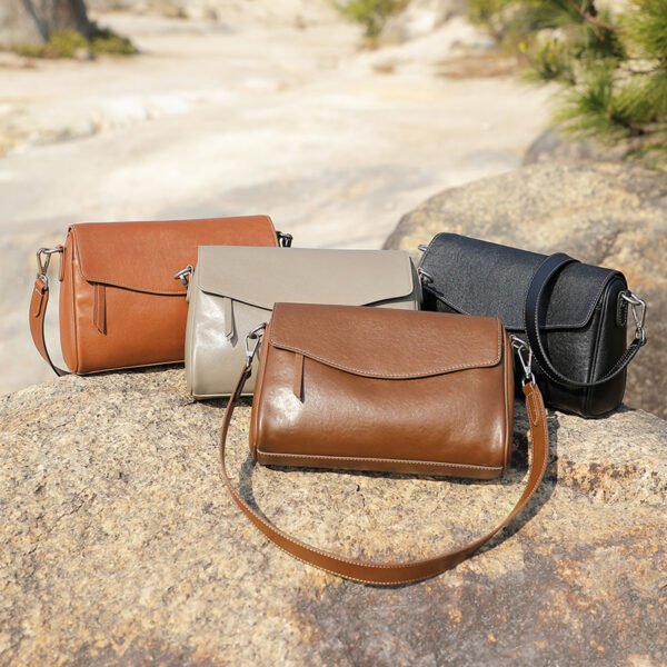 JJSY4190 Genuine Leather Shoulder Bag — Large Capacity Pillow Satchel