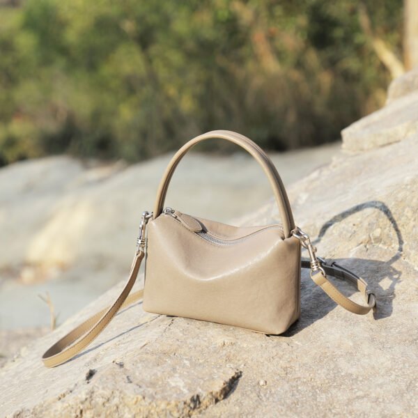 JJSY4214 Vintage Leather Top Handle Bag — Fashion Pillow Crossbody