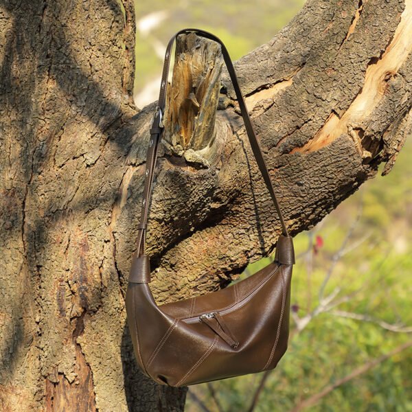 JJSY4230 Fashion Leather Shoulder Bag — Trendy Underarm Crossbody