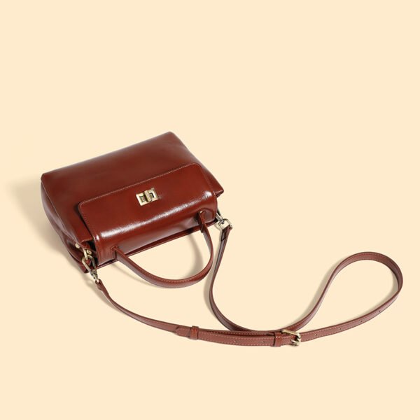 Genuine Leather Shoulder Bag — Stylish Vintage Tote