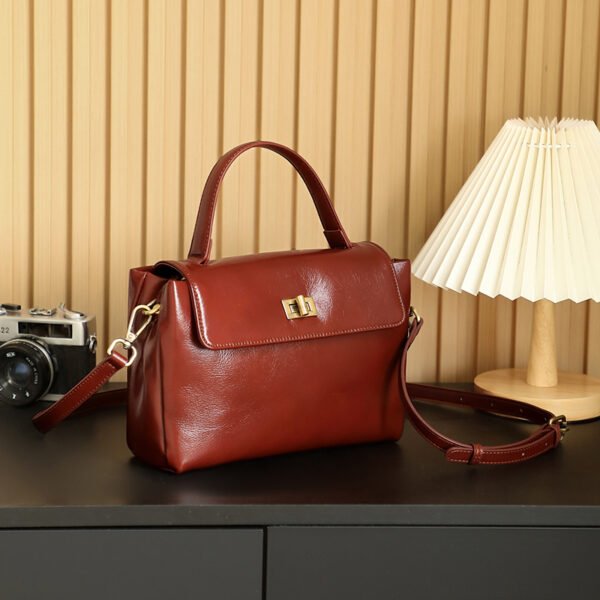 Genuine Leather Shoulder Bag — Stylish Vintage Tote