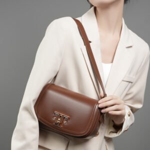 versatile women’s bag