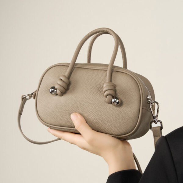 画板 3 Minimalist Leather Shoulder Bag | Designer Cowhide Handbag & Crossbody