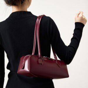leather baguette shoulder bag
