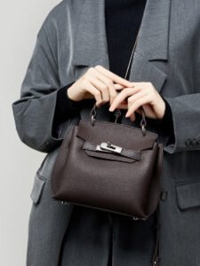 vintage crossbody handbag