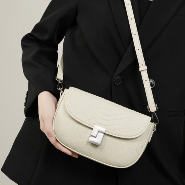 Crocodile Pattern Leather Shoulder Bag | Large Capacity Women’s Crossbody