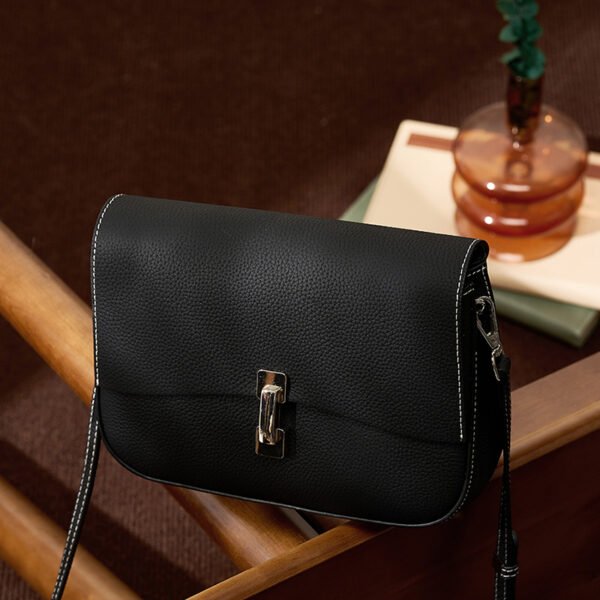 Women’s Leather Saddle Bag – 2024 Crossbody & Shoulder Purse