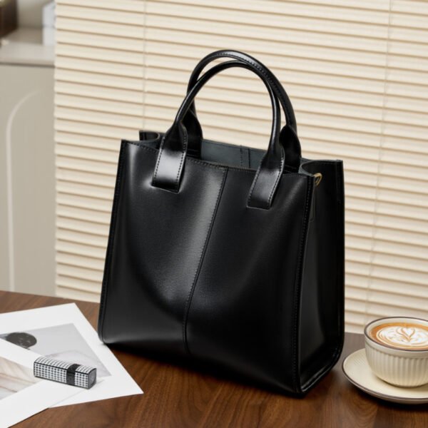 画板 8 Leather Bucket Tote Bag — Stylish Autumn Winter Handbag