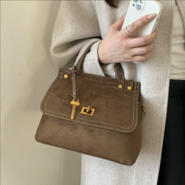Vintage Suede Shoulder Bag — Soft Touch & Everyday Commuter Style