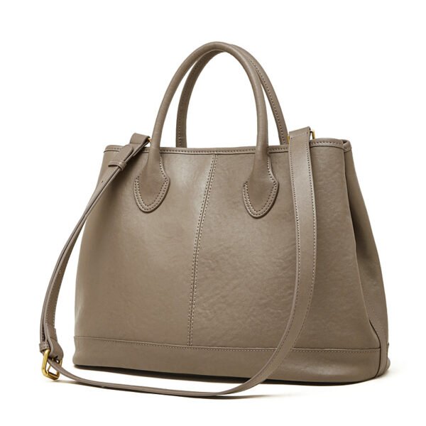 Genuine Leather Tote Bag — Large Capacity Fashionable Shoulder Bag for Women