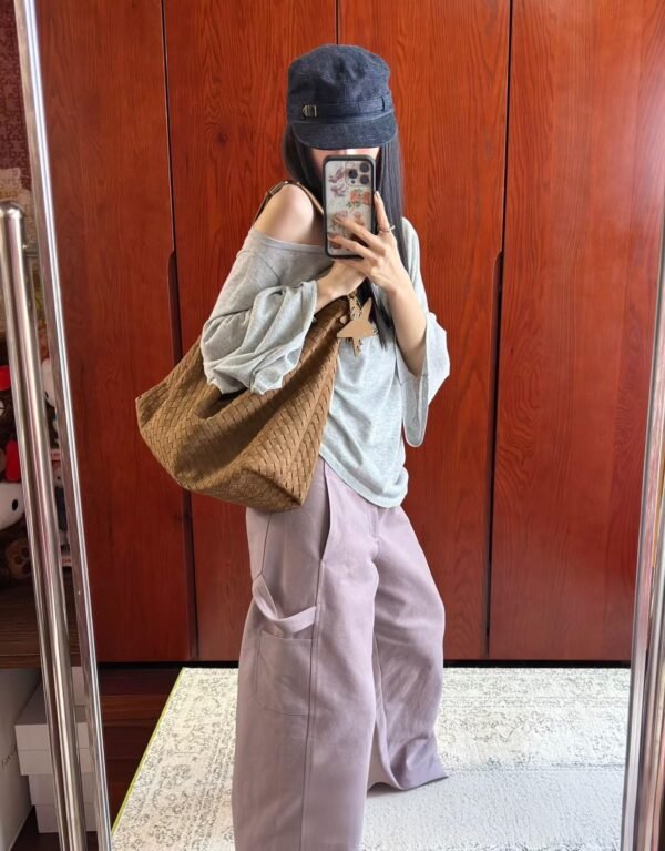 详情-06 Suede Woven Tote Bag — Soft Texture & Large Capacity