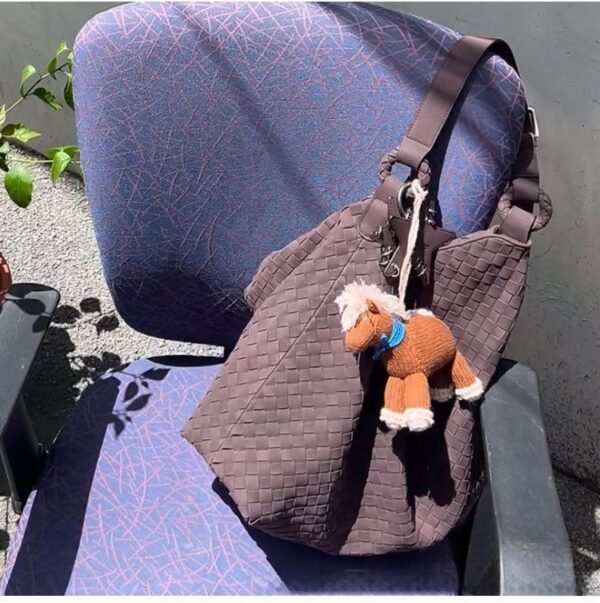 详情-11 Suede Woven Tote Bag — Soft Texture & Large Capacity