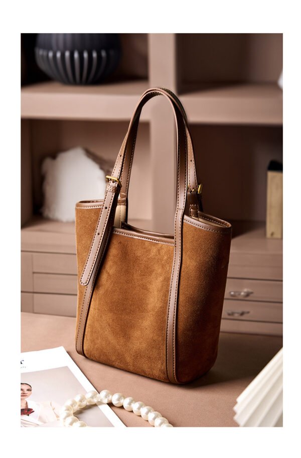 详情-14 Genuine Suede Leather Tote Bag — Minimalist Large Capacity Commuter Bag