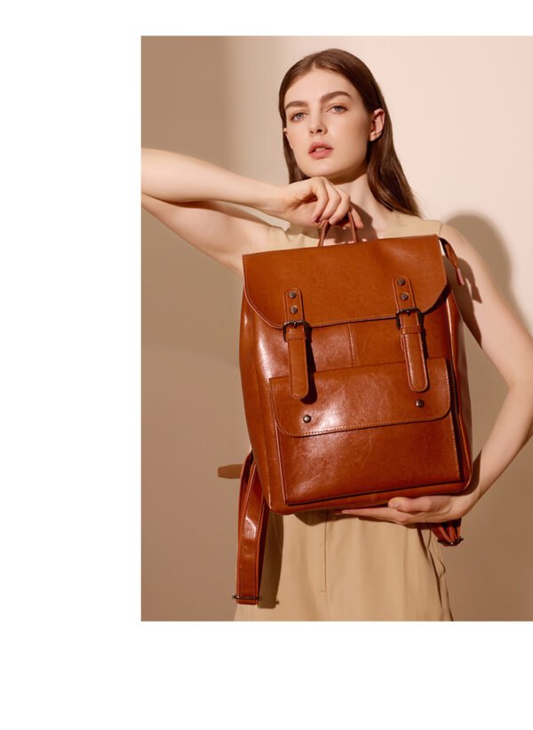 详情-45 Vintage Genuine Leather Laptop Backpack — British Retro Style & Secure Daily Carry