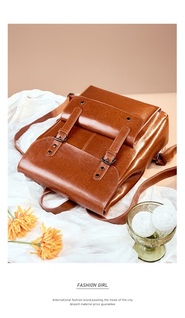 详情-47 Vintage Genuine Leather Laptop Backpack — British Retro Style & Secure Daily Carry