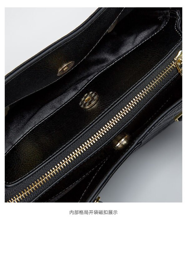 Genuine Leather Shoulder Bag — Crocodile Texture Elegant Design