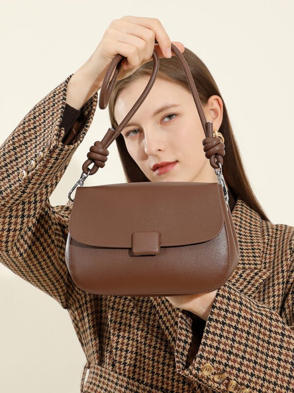 主图-01 Genuine Leather Crossbody Bag — Forest-Inspired Soft Vintage Design