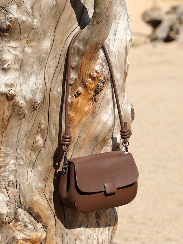 主图-05 Genuine Leather Crossbody Bag — Forest-Inspired Soft Vintage Design