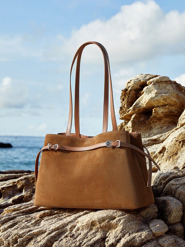 主图-10 Genuine Leather Commuter Bag — Suede Texture Large Capacity Design